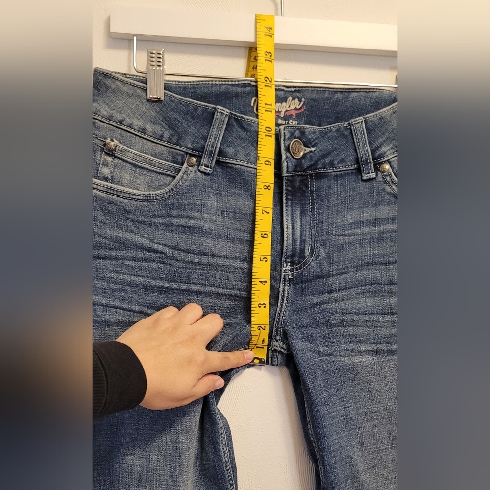 Stylish Blue Boot Cut Women's Jeans - Picture 7 of 10